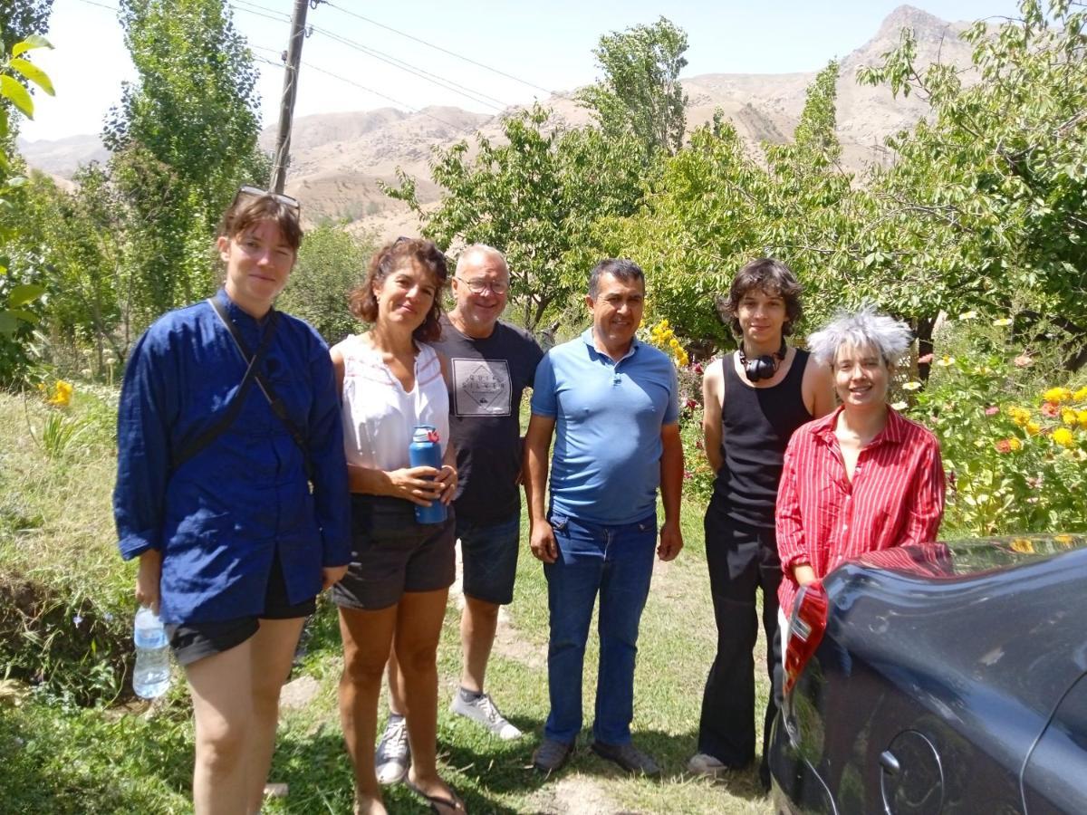 Tersak Spring Family Guest House מראה חיצוני תמונה